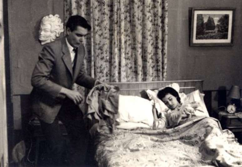 Versão brasileira de "I love Lucy", "Alô, doçura", protagonizado pelo casal John Herbert e Eva Wilma; permaneceu no ar de 1953 a 1964