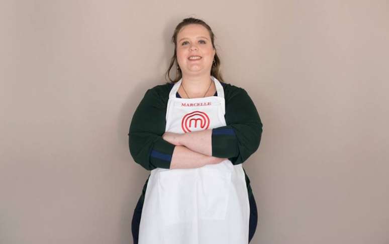 Aos 32 anos, a administradora de imóveis Michelle alega ser a 'rainha do improviso' na cozinha.  