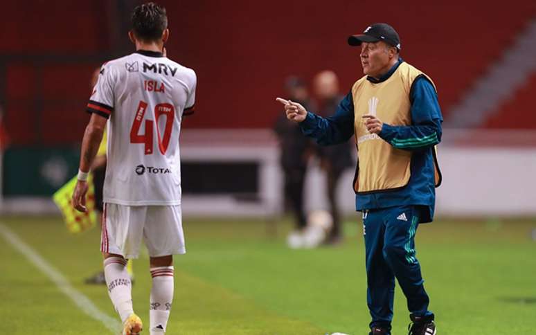 Flamengo levou 5 a 0 do Independiente Del Valle, em Quito (Foto: Jose JACOME / AFP)