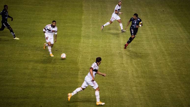 O Flamengo de Gabigo foi humilhado pelo Independiente Del Vale