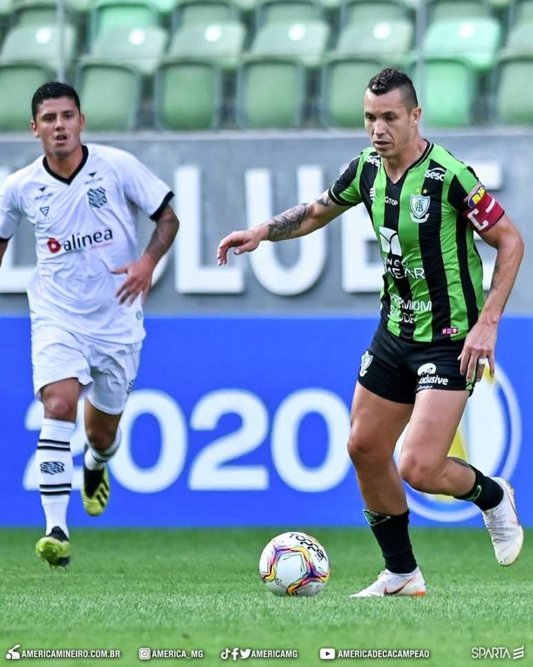 O Figueirense venceu o América-MG por 1 a 0 (Foto: Divulgação/América)