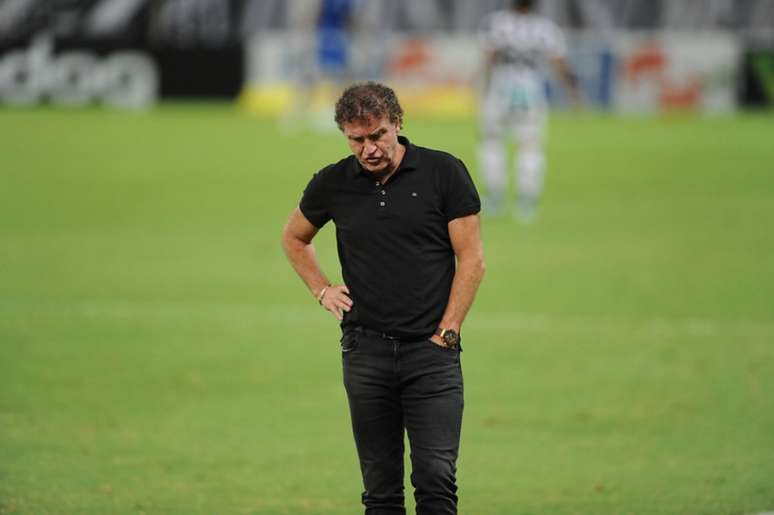 Cuca chegou ao Santos para a sua terceira passagem há 42 dias(Foto: Samuel Andrade/Santos FC)