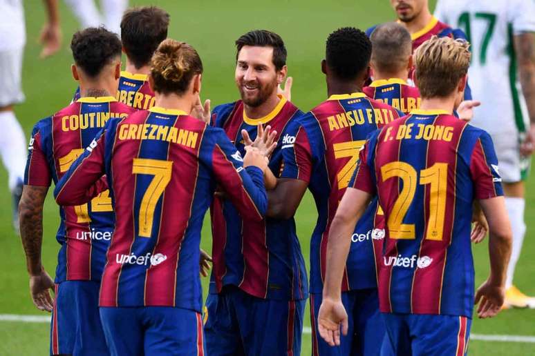 Barcelona faturou mais uma vez o Troféu Joan Gamper, que abre a temporada para o clube (Foto: JOSEP LAGO / AFP)