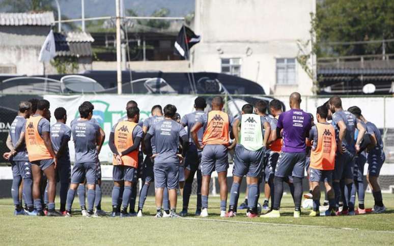 Ramon Menezes vem utilizando, desde que assumiu, jogadores antes pouco vistos (Foto: Rafael Ribeiro/Vasco)