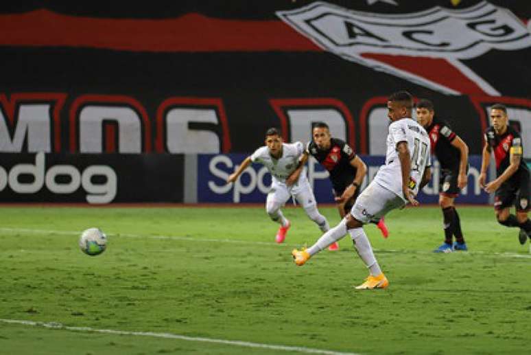 Keno foi o nome da noite do Galo ao marcar três gols na vitória por 4 a 3 sobre o Atlético-GO-(Bruno Cantini/Atlético-MG)