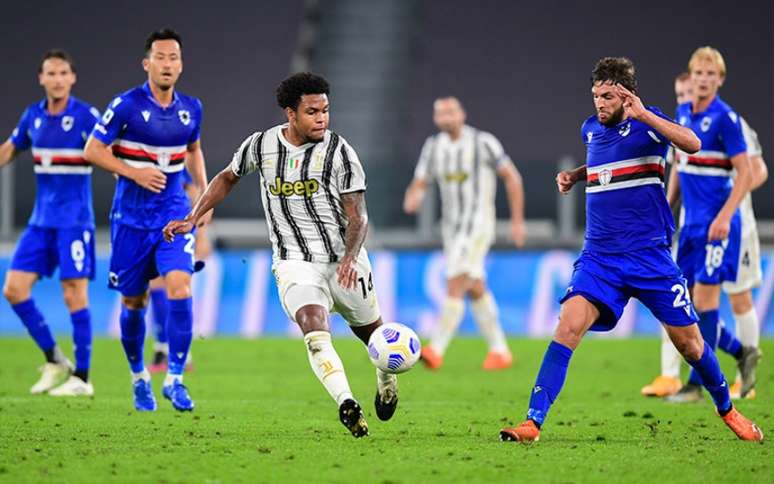 Juventus iniciou a caminhada no Italiano com atropelo em Turim (Foto: Miguel MEDINA / AFP)