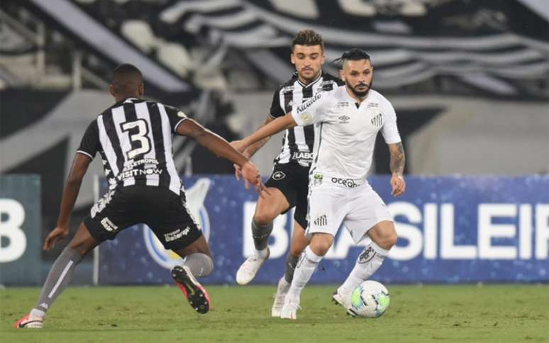 Botafogo e Santos ficaram no empate sem gols neste domingo (Foto: Twitter/Santos)
