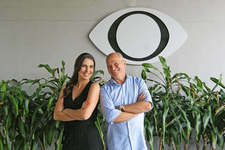 Glenda e Elia Júnior mostraram entrosamento na estreia do Show do Esporte