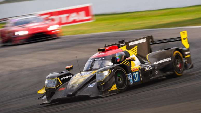 O Jackie Chan #37 contava com o ex-F1 Will Stevens 