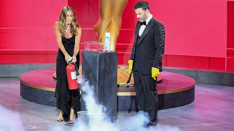 Jennifer Aniston and Jimmy Kimmel
