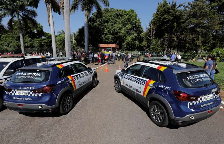 Viaturas da Polícia Militar do Distrito Federal em Brasília
13/11/2019 REUTERS/Sergio Moraes