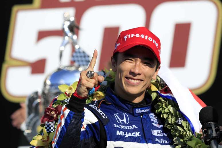 Takuma Sato dedicou vitória na Indy 500 ao Japão 