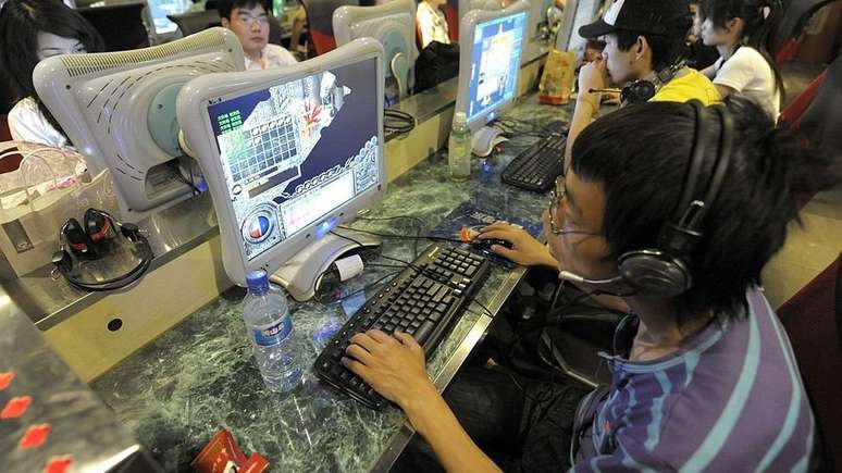 Cultura do Cybercafé está ligada à alta popularidade dos aplicativos de mensagens instantâneas na China