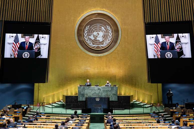 Plenário da Assembleia-Geral da ONU durante discurso gravado do presidente dos EUA, Donald Trump
22/09/2020 Nações Unidas/Divulgação via REUTERS