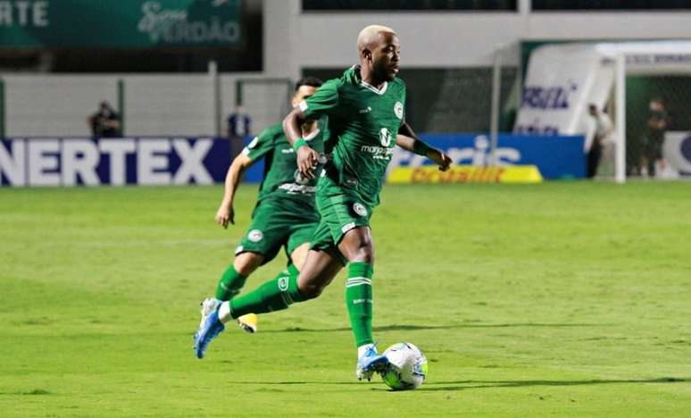 Victor Andrade vê período de treinos com bons olhos, mas quer voltar logo a jogar (Foto: Divulgação/Goiás)