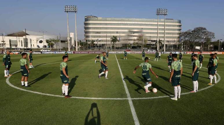 Os jogadores do Palmeiras, durante treinamento, na Cancha da Conmebol, em Luque (Foto: Cesar Greco/Palmeiras)