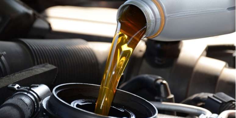 Todo óleo é viscoso e essa viscosidade altera de acordo com a temperatura do motor.