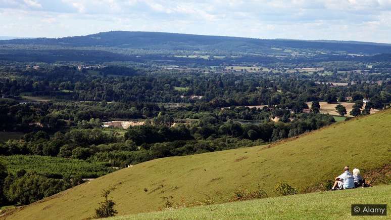 Surrey, no Reino Unido, normalmente não apresenta uma atividade sísmica forte, mas uma série de pequenos terremotos preocupou os moradores no início de 2019