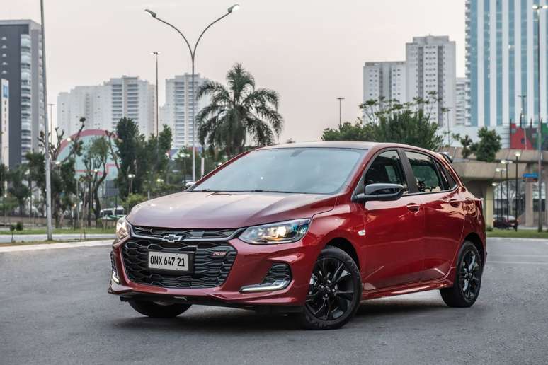 Carros Chevrolet Onix Automatico Vermelho Usados no Brasil