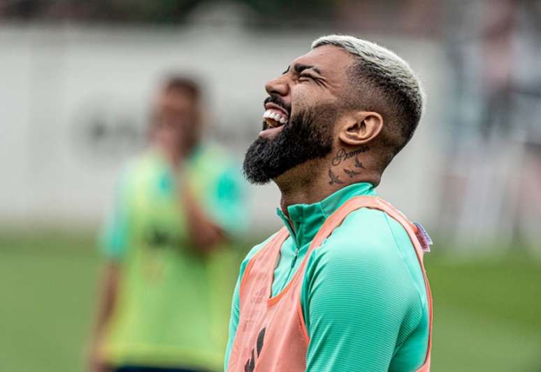 Gabigol não participou da brincadeira que dominou os rubro-negros no Twitter, mas costuma a usar suas redes sociais para interagir com torcedores (Foto: Alexandre Vidal / Flamengo)