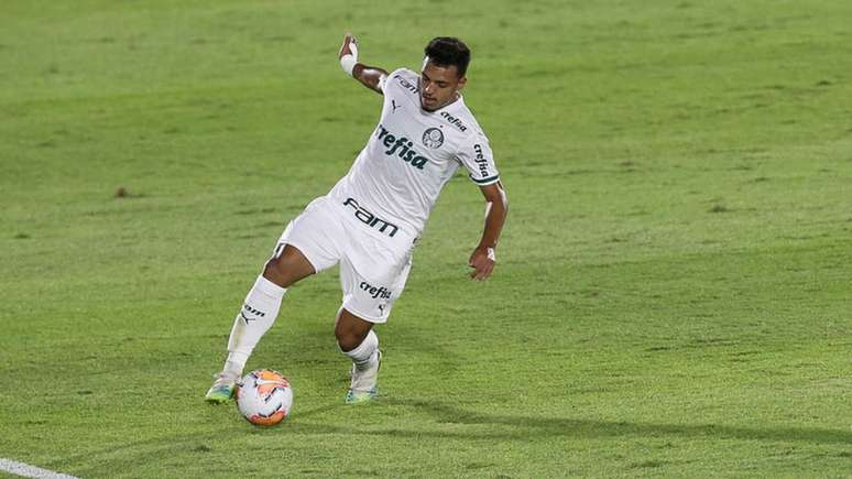 Gabriel Menino no Paraguai (Foto: César Greco/Palmeiras)