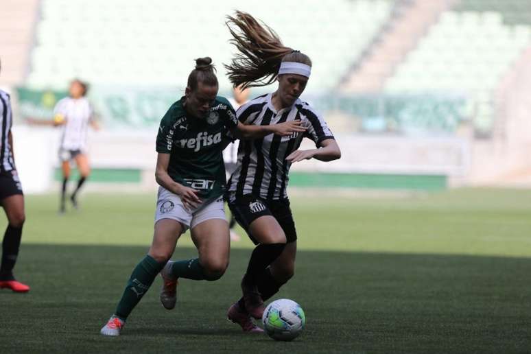 Palmeiras e Santos fizeram o primeiro jogo feminino do Allianz (Foto: Pedro Ernesto Guerra Azevedo/Santos FC)