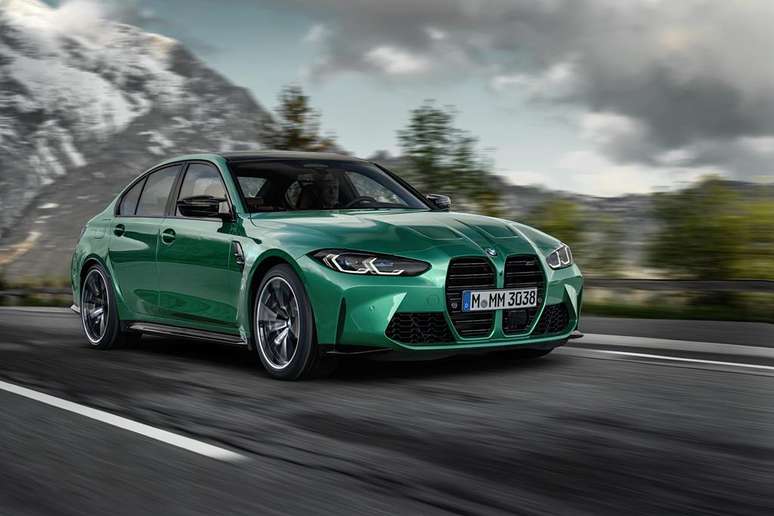 Novo M3 Sedan acelera de 0-100 km/h em 4,2 segundos e chega a 250 km/h.