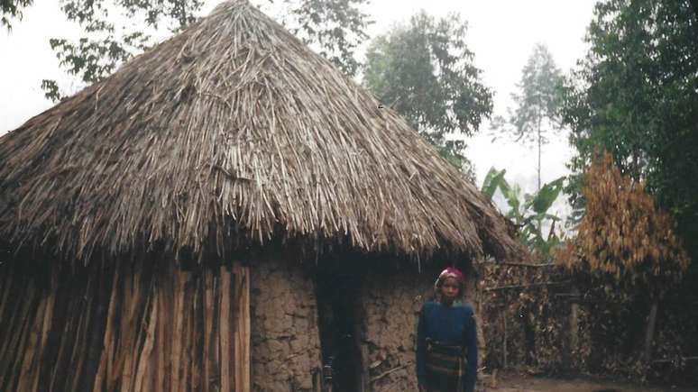 Casa onde Peter cresceu, em Kabale, na Uganda