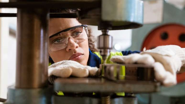 Entre 2011 e 2019, produção encolheu 15% no país e entrou em 2020 operando no mesmo nível de 2004