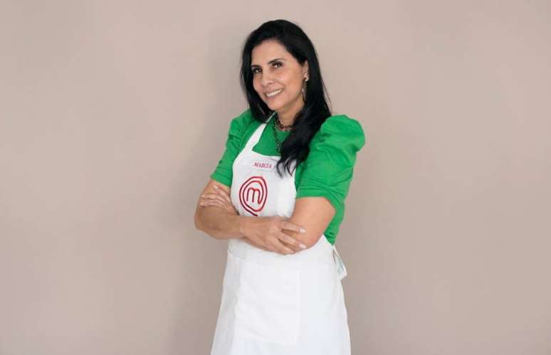 Aos 52 anos de idade, Márcia cozinha desde que era criança e sua mãe trabalhava fora. Tornou-se empresária, mas mantém o sonho antigo de trabalhar na gastronomia.  