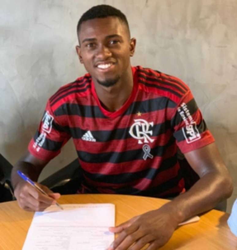 Otávio tem contrato até dezembro de 2022 (Foto: Divulgação)