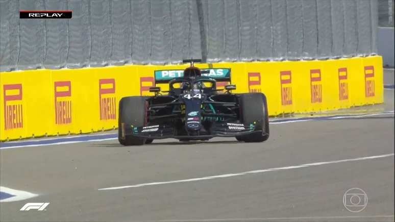 Lewis Hamilton fez teste de largada antes da corrida em Sóchi 