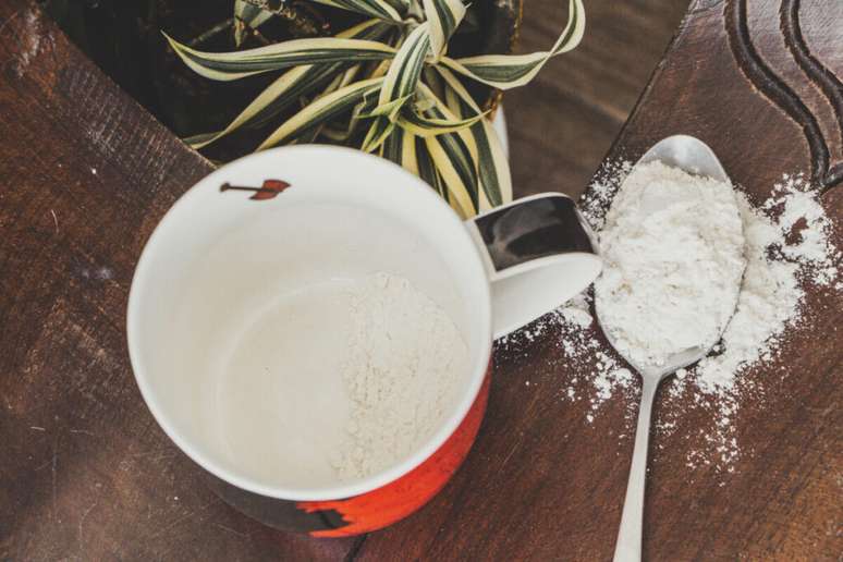 Guia da Cozinha - Pizza de caneca super f&aacute;cil e r&aacute;pida