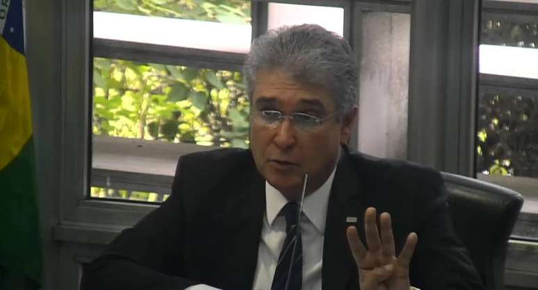 O secretário de Planejamento e Orçamento em SP, Mauro Ricardo, em reunião na Alesp nesta terça, 29