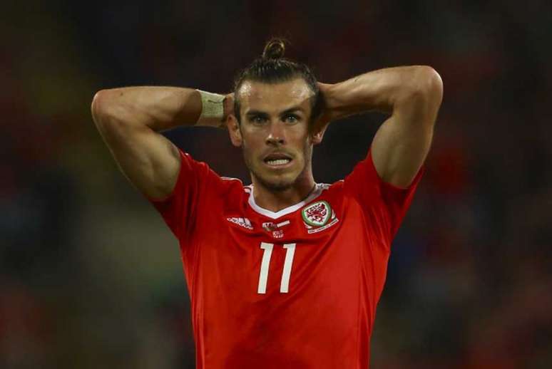 José Mourinho, técnico do Tottenham, espera que Bale jogue após pausa para data Fifa (Foto: GEOFF CADDICK / AFP)
