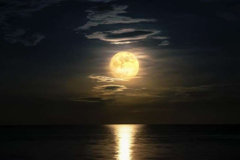 Saiba quais as previsões pra Lua Cheia que se aproxima - Shutterstock