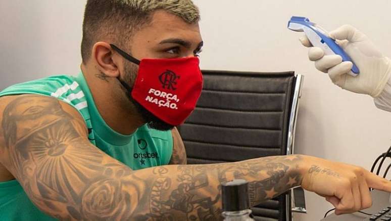 Gabigol estava na lista de março da Seleção; agora, contundido, ficou fora