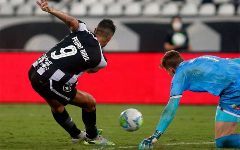 Pedro Raul marcou o gol do Botafogo no fim da partida - Vitor Silva/Botafogo