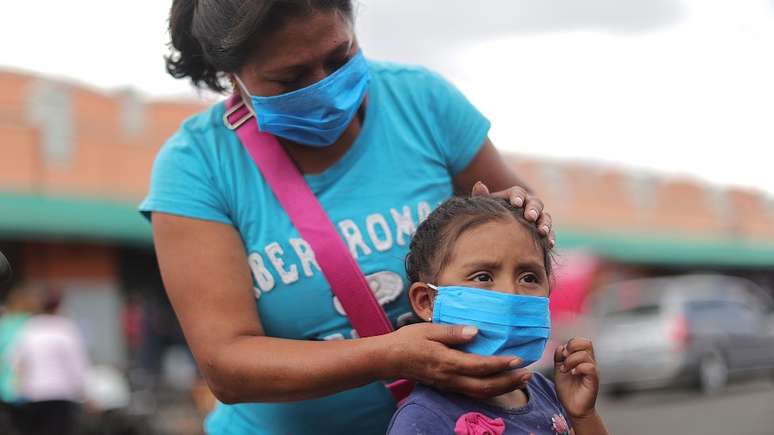 México registra mais de 78 mil vítimas do novo coronavírus, de acordo com os dados da Universidade Johns Hopkins