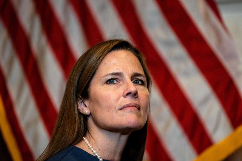 Juíza Amy Coney Barrett, em Washington
 29/9/2020 Demetrius Freeman/Pool via REUTERS