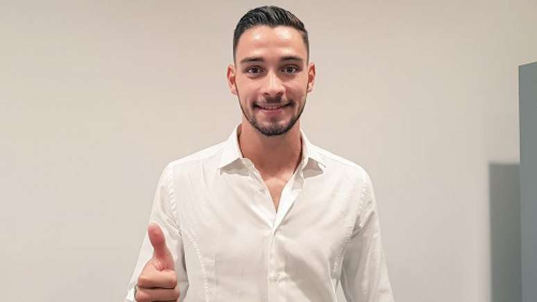 Nesta temporada, Mattia De Sciglio apenas foi reserva em uma partida e jogou 23 minutos contra a Sampdoria(Foto: Reprodução/Twitter)