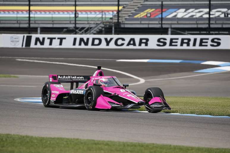 Jack Harvey acelera o carro da Meyer Shank Racing em Indianápolis 