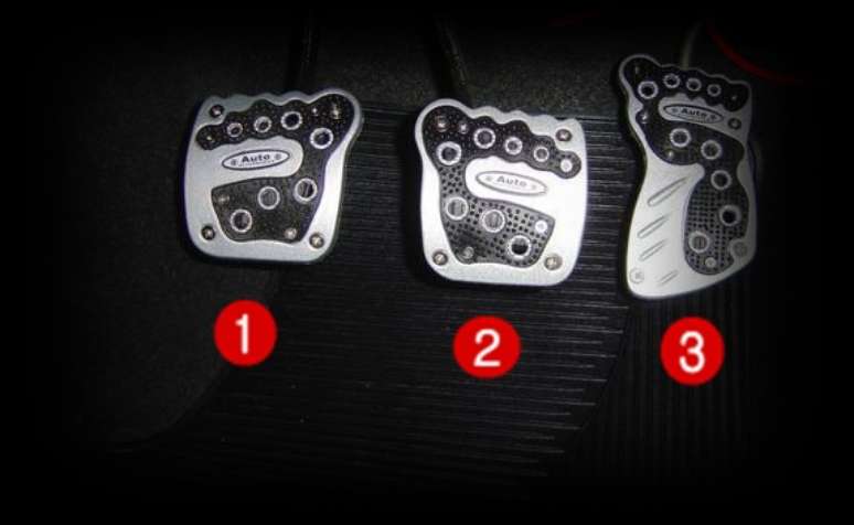 Para uma mudan&ccedil;a descendente, ou seja, uma redu&ccedil;&atilde;o de marcha, na hora de soltar a embreagem a velocidade do ve&iacute;culo vai querer aumentar a rota&ccedil;&atilde;o do motor, que &eacute; justamente o efeito do freio-motor.