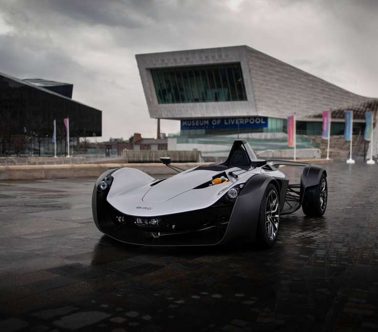 BAC Mono, supercarro com estrutura de nióbio produzido pela BAC e CBMM para ser usado em pistas e estradas