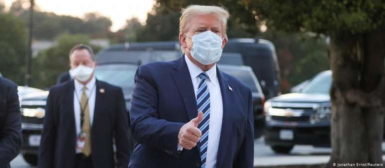 Trump deixa o hospital militar onde passou três dias em tratamento