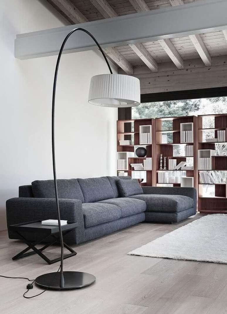 4. Decoração de sala moderna com sofá 3 lugares com chaise – Foto: Houzz