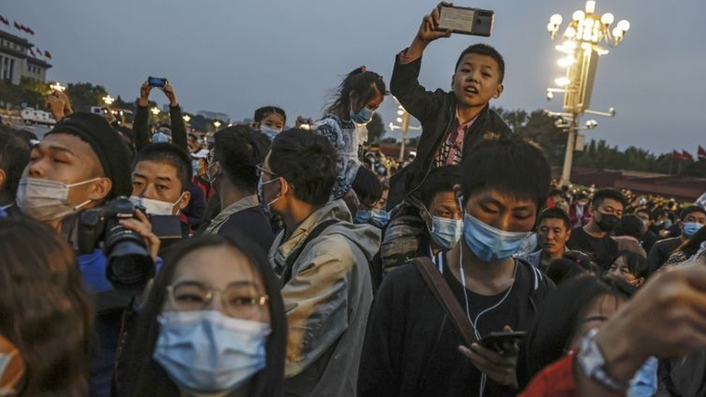 Comemora&ccedil;&atilde;o da Semana de Ouro chinesa; pa&iacute;s asi&aacute;tico apareceu na lideran&ccedil;a do Global Happiness 2020