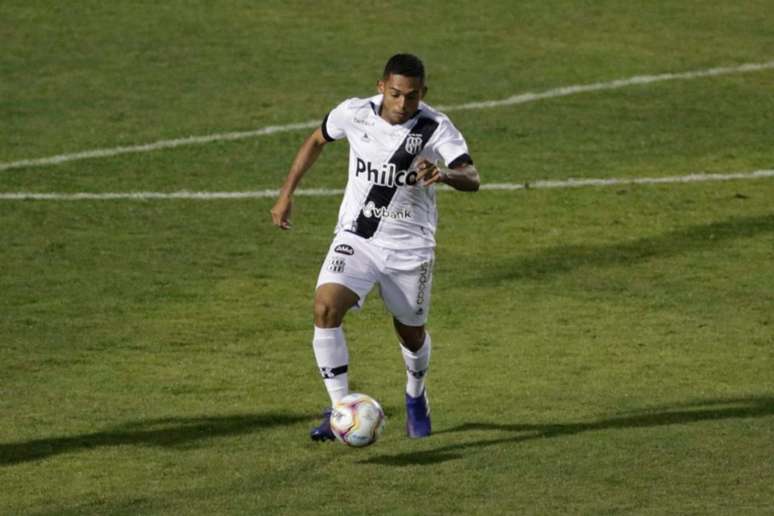 Dawhan marcou o primeiro gol da Ponte Preta sobre o Guarani (Foto: Denny Cesare)