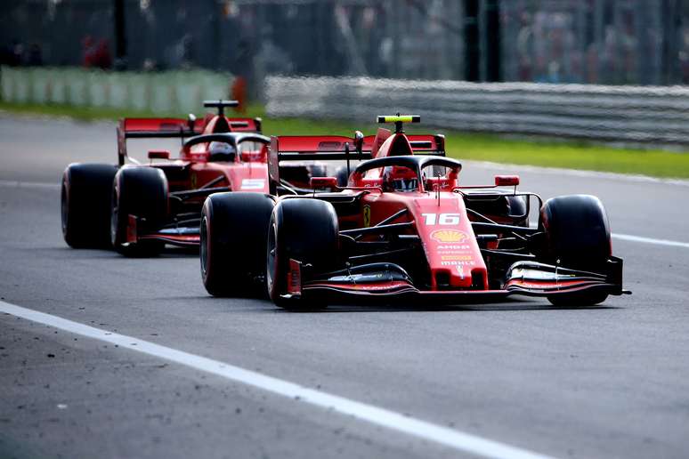  Leclerc e Vettel, no GP da Itália: mais uma vez, a mítica Monza na história do alemão.