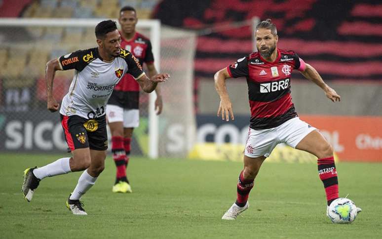 Diego foi o escolhido por Dome Torrent para substituir Arrascaeta no meio do Fla (Foto: Alexandre Vidal/Flamengo)